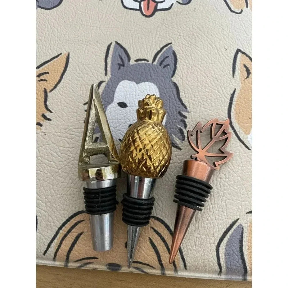 3 Wine Bottle Stoppers, A, Pineapple, Leaf